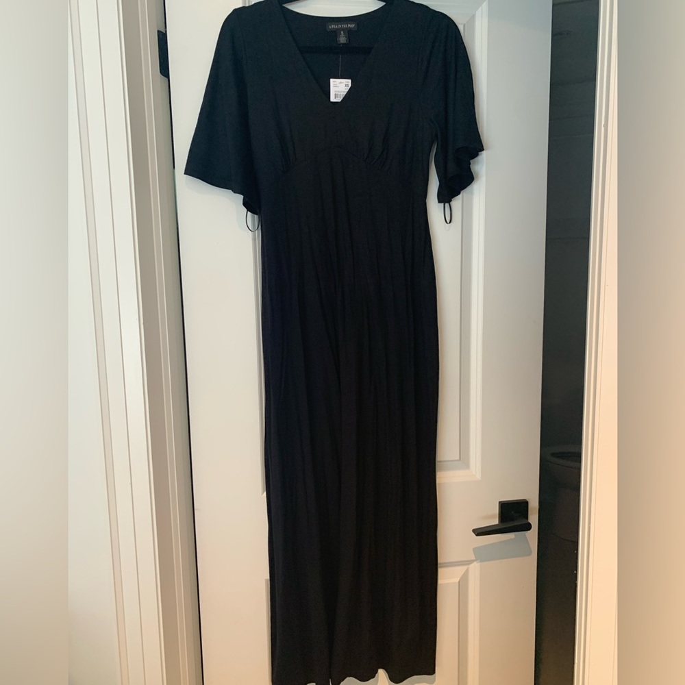 A Pea in the Pod black long dress.